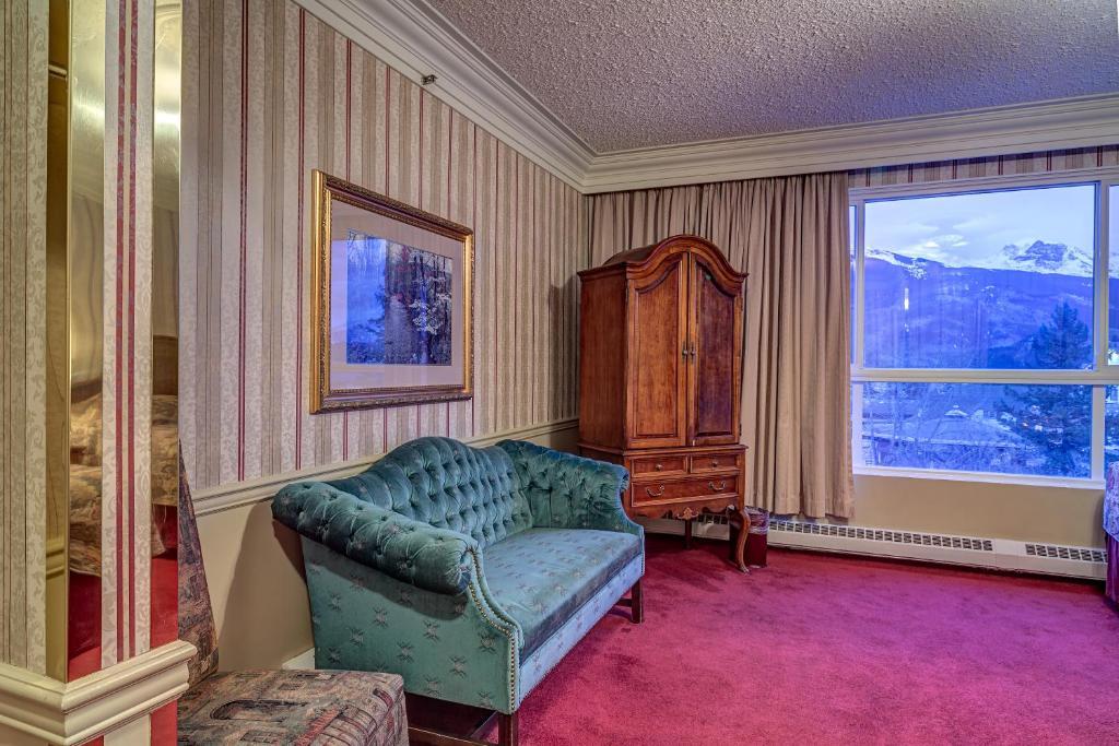 Athabasca Hotel Jasper Room photo